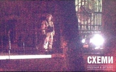 Журналист сообщил о визите к Яценюку одного из олигархов