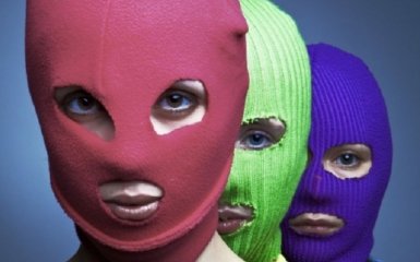 Pussy Riot удивили клипом в поддержку Олега Сенцова