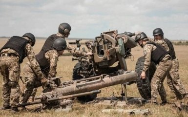 Британська армія у Польщі тренує українських військових знешкоджувати міни