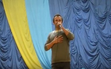 Вакарчук на Донбассе спел студентам без музыкантов: появились фото и видео