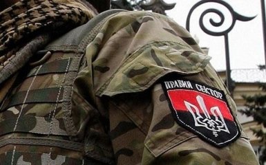 Суд над бойцами "Правого сектора" в Мукачево вылился в беспорядки: появились видео