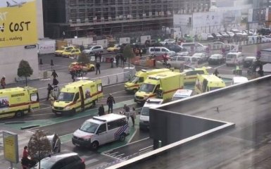 Скандальний журнал опублікував нову жорстку карикатуру на теракт в Брюсселі