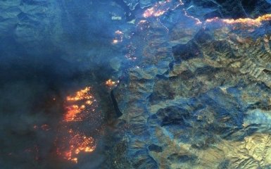Смертельные пожары в Калифорнии: появились жуткие фото стихийного бедствия из космоса