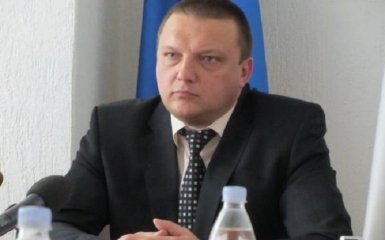 В одного із затриманих екс-податківців знайшли російський паспорт - Матіос