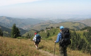 Своих бросаем: соцсети взорвала история с бессердечными российскими туристами