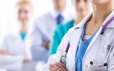 Порошенко підписав закони про медреформу