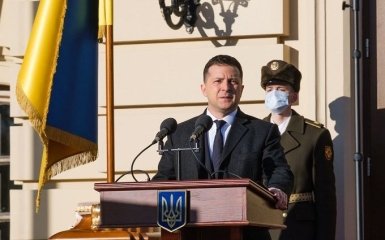 Зеленський хоче відновити проєкт Януковича та Порошенка — до чого готуватися українцям