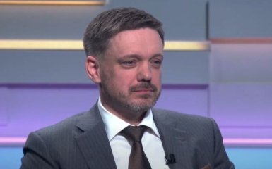 Напад на журналістів Схем в Укрексімбанку: Мецгер отримав підозру у справі