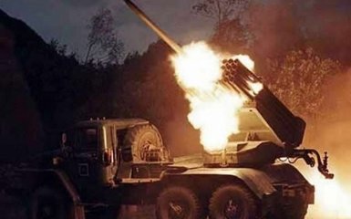 Війна на Донбасі: в штабі АТО повідомили про нові обстріли бойовиків ДНР