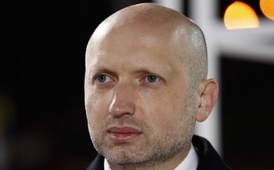 Турчинов запропонував РФ забратися з Донбасу і з Криму