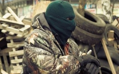 Украинские военные показали фото боевика, взятого в плен на Донбассе