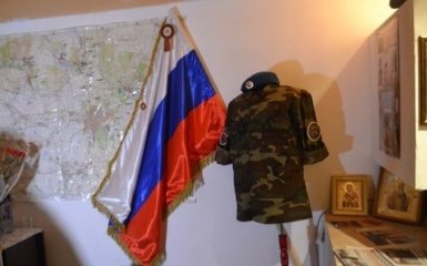 При штурмі "музею "Новоросії" в Петербурзі поранений поліцейський: в мережі бурхливо обговорюють