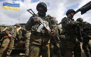 Демобилизованных солдат должны заменить контрактники - Порошенко