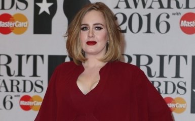 Співачка Адель отримала чотири премії Brit Awards