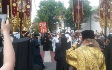 Аваков сообщил о фанатах "русского мира" на крестном ходе