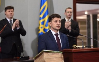 У Зеленського прокоментували ймовірнсть об'єднання з Вакарчуком