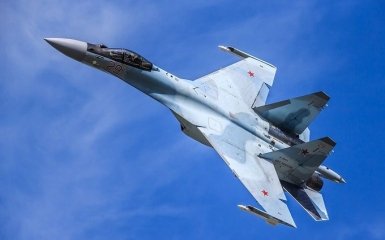 Російські винищувачі СУ-35 здійснили пуск ракет по Одеській області