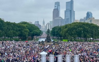 Protests in the US are gaining momentum