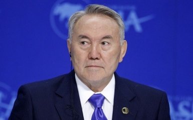 Назарбаев проводит жесткие переговоры с Токаевым по перераспределению активов