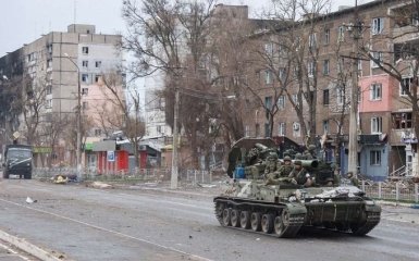 Путин приказал заблокировать украинских военных на "Азовстали" в Мариуполе