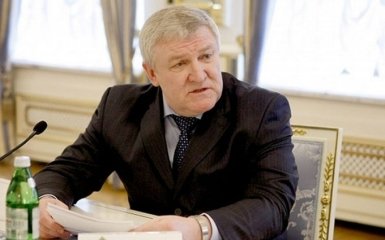 ГПУ взялася за одного з екс-міністрів оборони