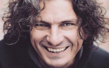 Сеть растрогал фильм-концерт с Кузьмой Скрябиным: опубликовано видео