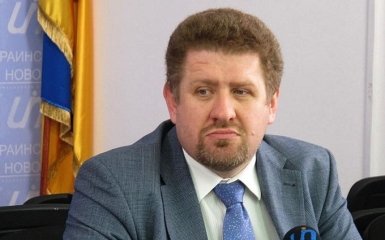 Політолог: Лещенко рятує кар'єру заявами про Іванющенка