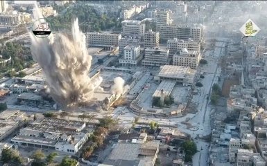 В Сирии взорвали штаб друга Путина: появилось впечатляющее видео