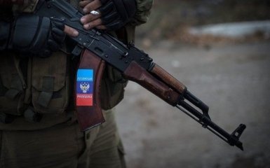 На Донбасі п'яні бойовики втекли з передових позицій і намагалися пограбувати магазин