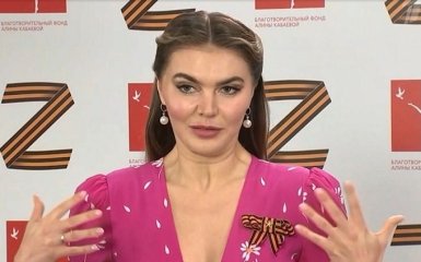 Евросоюз обсуждает введение санкций против Алины Кабаевой