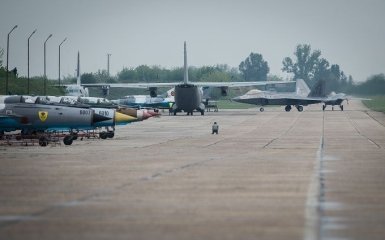 Румыния планирует открыть центр подготовки пилотов F-16. Там будут учить украинских летчиков