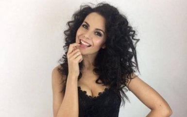 "Несе Галя воду": Каменських вразила українців оригінальним виконанням народної пісні