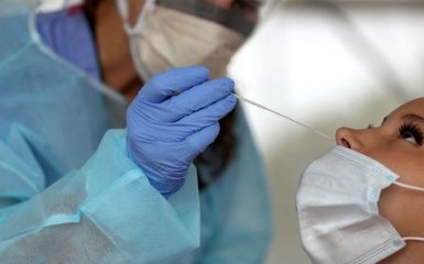 Количество больных коронавирусом в Украине рекордно растет - официальные данные на 23 сентября