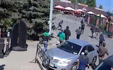 Битва на кладовищі в Москві: з'явилася інформація і нові відео