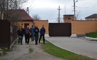 Стали відомі подробиці суду над українцями в Чечні: нові фото і відео