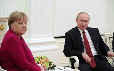 Обсуждают Донбасс: Меркель внезапно приехала к Путину в Кремль