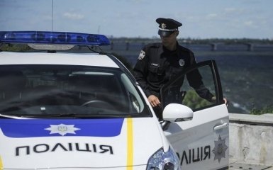 Українська поліція шукає небезпечного грабіжника-гастролера: опубліковані фото