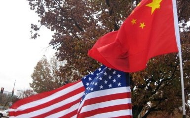 Відносини між США та Китаєм погіршились до рівня 50-річної давності — Reuters