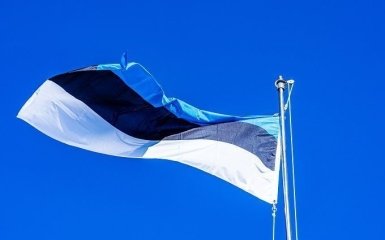 В Естонії росіянина позбавили посвідки на проживання за образу українок