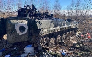 Украинские военные отбивают многочисленные атаки оккупантов на Донбассе