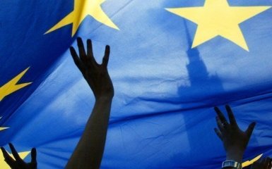 В Европарламенте подписали безвиз для Украины