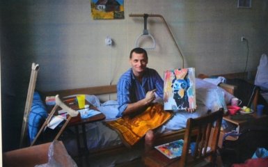 В Днепропетровске открылась выставка картин раненых бойцов АТО (5 фото)