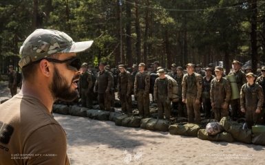Вакансії «Азову»: хто потрібен в легендарному підрозділі сьогодні?