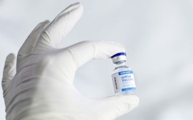 ВООЗ прогнозує поширення штамів коронавірусу, стійких до вакцин