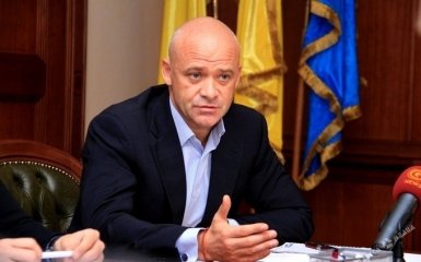 Одним из крупнейших городов Украины руководит человек с российским паспортом: фото и результаты расследования