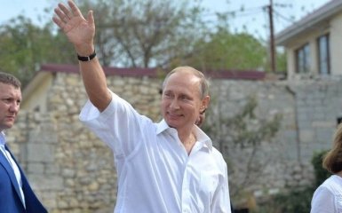 Візит Путіна до Криму став причиною їдких коментарів
