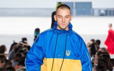 Всемирно известный бренд представил куртку с украинским флагом и гербом