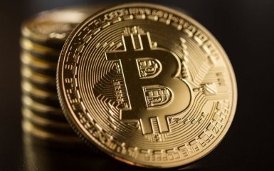 Курс самой популярной криптовалюты упал ниже $8000