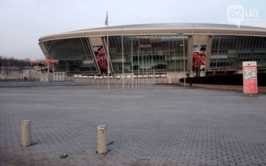 Боевики ДНР урезают остатки гуманитарки Ахметова: соцсети злорадствуют