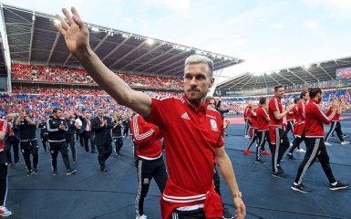 Сборную Уэльса встречали дома как победителей Евро-2016: опубликованы фото и видео